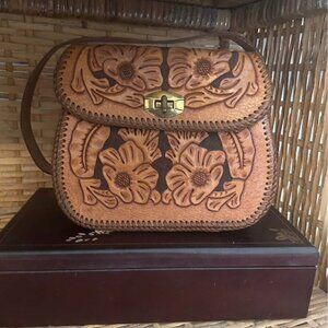 Vintage 1970s Mexican Hand-Tooled Leather Purse